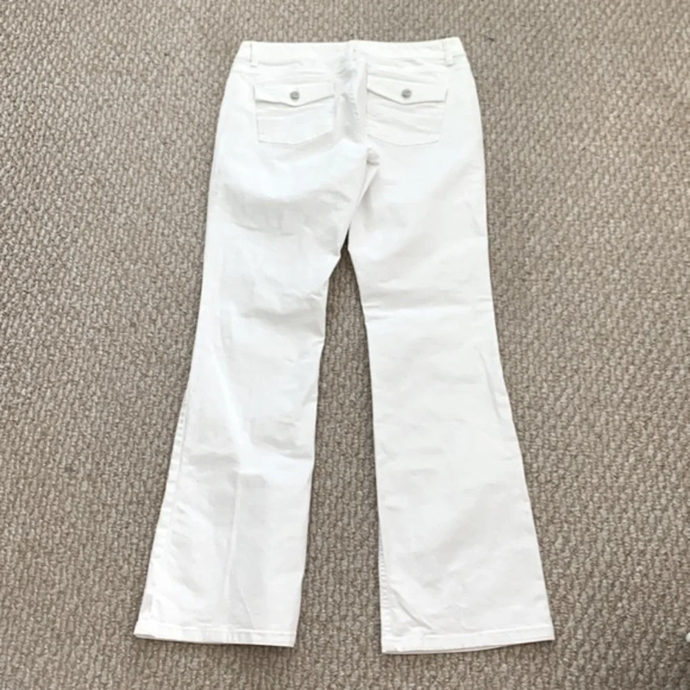 WHBM White Blanc Bootcut Jean - Picture 6 of 14